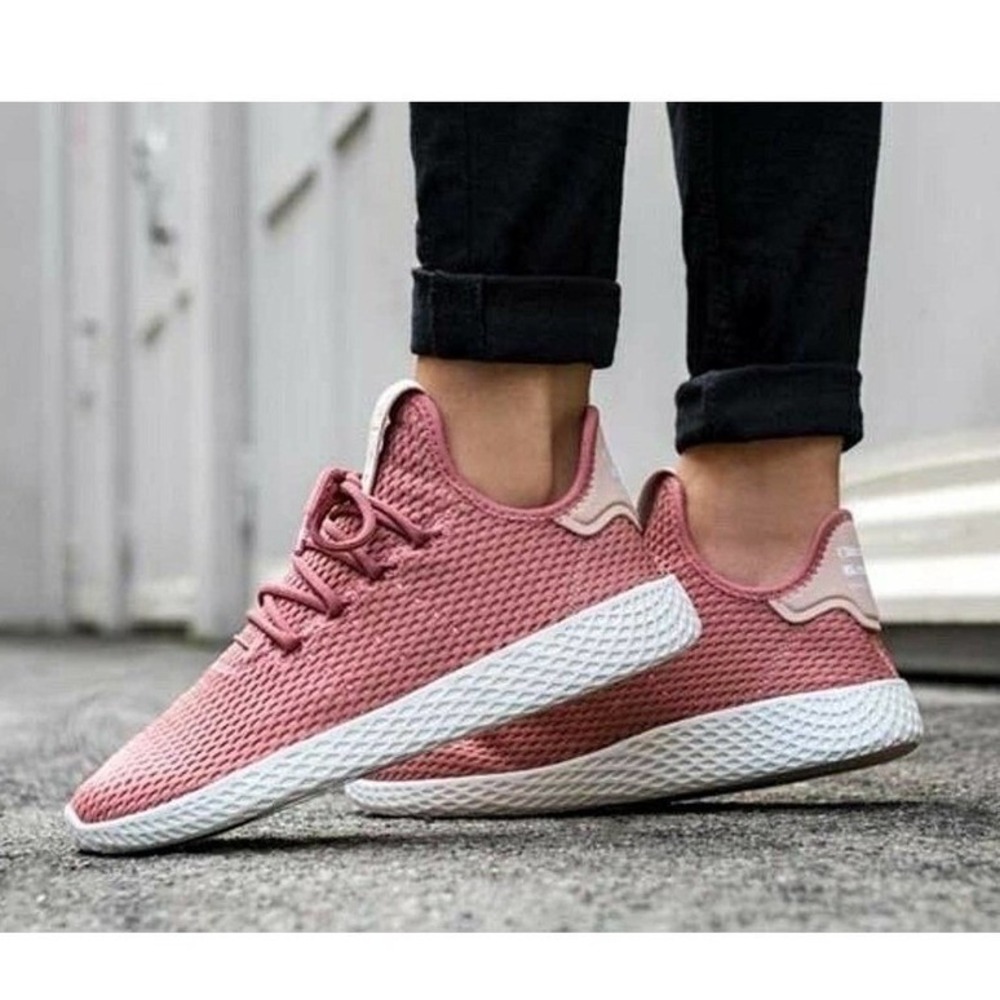 Adidas Pharrell Williams Tennis Hu Tactile salmon Sneakers womens 7